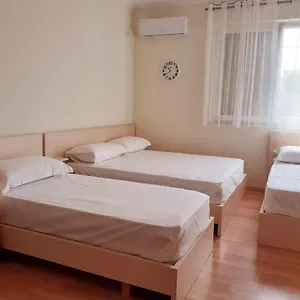 Pensión Zadeja, Shkodër