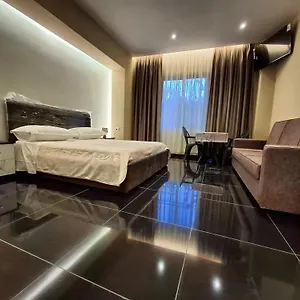 Отель Citycenterhotel, Шкодер