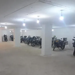 بيتي إليتا فندق